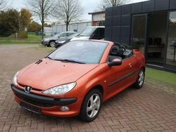 Orange Gebraucht 2001 Peugeot 206 CC Platinum Cabrio | 1.200 € (Fairer Preis)