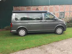 Grau Gebraucht 2019 VW T6.1 Coast Van | 54.000 €