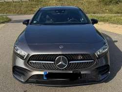 Grau Gebraucht 2019 Mercedes A200 Limousine | 23.490 € (Fairer Preis)