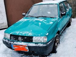 Grün Gebraucht 1991 VW Polo Kleinwagen | 1.150 €