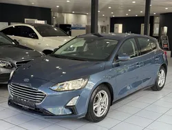 Blau Gebraucht 2020 Ford Focus Limousine | 14.990 € (Guter Preis)