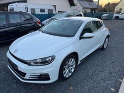 Pure white Gebraucht 2015 VW Scirocco Basis Coupé | 9.800 € (Guter Preis)