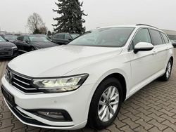 Weiß Gebraucht 2020 VW Passat Business Limousine | 11.490 € (Fairer Preis)