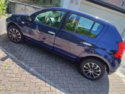 Blau Gebraucht 2008 Dacia Sandero Kleinwagen | 2.000 € (Fairer Preis)