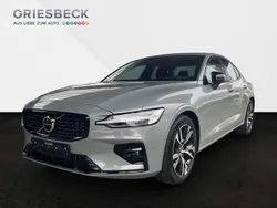 Vapour grey / metallic Gebraucht 2023 Volvo S60 Ultimate Limousine | 36.420 € (Guter Preis)