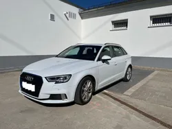 Weiß Gebraucht 2016 Audi A3 Sportback Design Kombi | 12.800 € (Guter Preis)