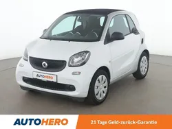 Weiß Gebraucht 2017 Smart ForTwo Coupé Kleinwagen | 11.980 € (Fairer Preis)