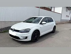 Weiß Gebraucht 2015 VW Golf VII GTE Kleinwagen | 9.800 € (Guter Preis)