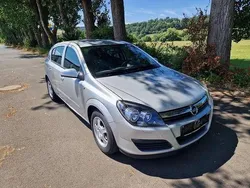 Grau Gebraucht 2006 Opel Astra Limousine | 2.990 € (Fairer Preis)