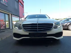 Beige Gebraucht 2019 Mercedes E200 Kombi | 7.200 €
