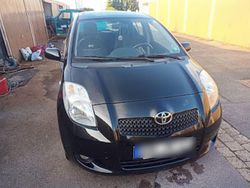 Schwarz Gebraucht 2007 Toyota Yaris Kleinwagen | 2.500 € (Guter Preis)