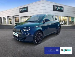 Grün Gebraucht 2021 Fiat 500e La Prima Kleinwagen | 19.890 € (Etwas zu teuer)