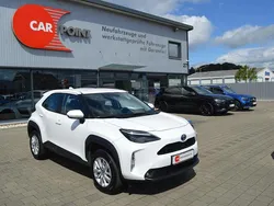 Super white 2 Gebraucht 2023 Toyota Yaris Hybrid Comfort | 22.990 € (Guter Preis)