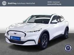 Starwhite platinium metallic Gebraucht 2023 Ford Mustang Mach-E SUV | 29.480 € (Superpreis)