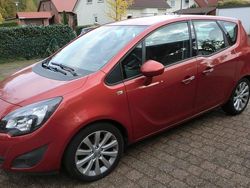 Rot Gebraucht 2011 Opel Meriva Innovation Van / Kleinbus | 5.498 € (Fairer Preis)