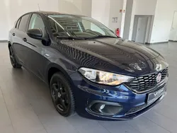 Blau Gebraucht 2016 Fiat Tipo Pop Limousine | 8.990 € (Teuer)