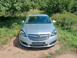 Silber Gebraucht 2015 Opel Insignia Kombi | 9.000 € (Etwas zu teuer)