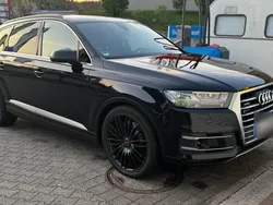 Schwarz Gebraucht 2015 Audi Q7 Ambiente SUV | 21.500 € (Guter Preis)