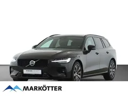 Platinum grey / metallic Gebraucht 2024 Volvo V60 Plus Kombi | 36.790 € (Superpreis)