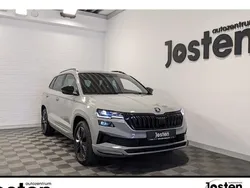 Grau Gebraucht 2024 Skoda Karoq SportLine SUV | 35.890 € (Guter Preis)