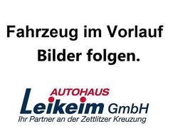 Rot Gebraucht 2018 VW Golf Sportsvan Highline Van / Kleinbus | 15.690 € (Fairer Preis)