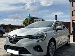 Weiß Gebraucht 2021 Renault Clio V Intens Kleinwagen | 12.500 € (Guter Preis)