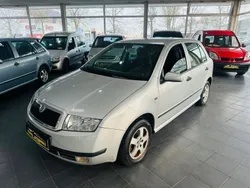 Silber Gebraucht 2001 Skoda Fabia Elegance Limousine | 2.999 € (Etwas zu teuer)
