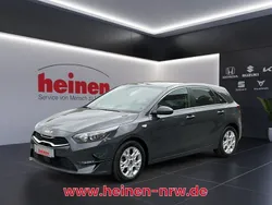 Grau Gebraucht 2024 Kia Ceed Vision Limousine | 22.899 € (Superpreis)