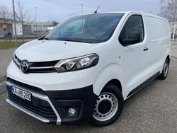 Weiß Gebraucht 2020 Toyota Proace Van | 17.999 € (Guter Preis)