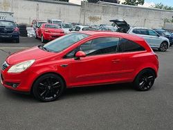 Rot Gebraucht 2007 Opel Corsa Limousine | 4.000 € (Etwas zu teuer)