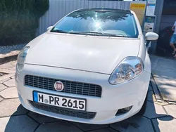 Weiß Gebraucht 2009 Fiat Grande Punto Active Kleinwagen | 3.499 € (Teuer)