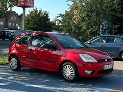 Rot Gebraucht 2004 Ford Fiesta Kleinwagen | 600 € (Guter Preis)