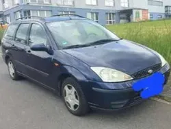 Blau Gebraucht 2003 Ford Focus Kombi | 500 € (Guter Preis)