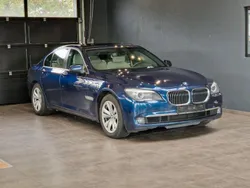 Blau Gebraucht 2011 BMW 740 Comfort Edition Limousine | 8.999 € (Fairer Preis)