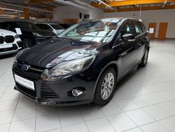 Schwarz Gebraucht 2012 Ford Focus Titanium Kombi | 5.490 € (Fairer Preis)
