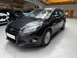 Schwarz Gebraucht 2012 Ford Focus Titanium Kombi | 5.890 € (Fairer Preis)