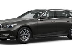 Grau Gebraucht 2025 BMW 520 Comfort Edition Kombi | 55.610 € (Superpreis)