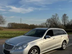 Silber Gebraucht 2011 Mercedes E200 Kombi | 5.900 € (Fairer Preis)