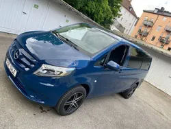 Blau Gebraucht 2016 Mercedes Vito Van / Kleinbus | 23.888 € (Fairer Preis)