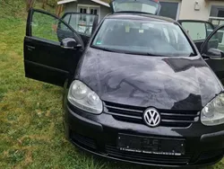 Gebraucht 2004 VW Golf IV Trendline Limousine | 2.400 € (Etwas zu teuer)