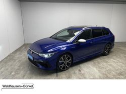 Lapiz blue (metallic) Gebraucht 2023 VW Golf VIII R Kombi | 42.500 € (Teuer)
