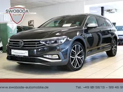 Mangangrau metallic Gebraucht 2021 VW Passat Alltrack Kombi | 34.950 € (Etwas zu teuer)