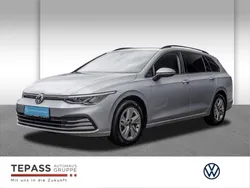 Reflexsilber metallic Gebraucht 2021 VW Golf VIII Life Kombi | 21.290 € (Fairer Preis)