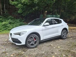 Weiß Gebraucht 2019 Alfa Romeo Stelvio Super SUV | 31.990 € (Etwas zu teuer)