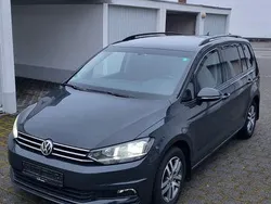 Grau Gebraucht 2018 VW Touran Comfortline Van / Kleinbus | 20.500 € (Guter Preis)