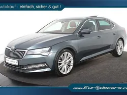 Grau Gebraucht 2020 Skoda Superb Limousine | 21.500 € (Etwas zu teuer)