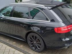 Schwarz Gebraucht 2020 Audi A4 S-Line Kombi | 26.200 € (Fairer Preis)