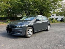 Grau Gebraucht 2018 VW Polo Trendline Kleinwagen | 11.300 € (Guter Preis)