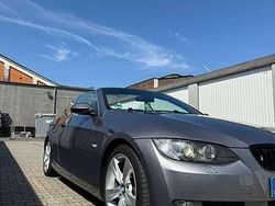 Grau Gebraucht 2009 BMW 325 Cabriolet Cabrio | 13.000 € (Etwas zu teuer)