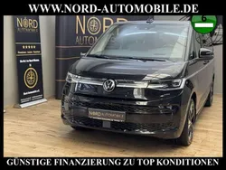 Schwarz Gebraucht 2023 VW T7 Style Van | 52.900 € (Teuer)